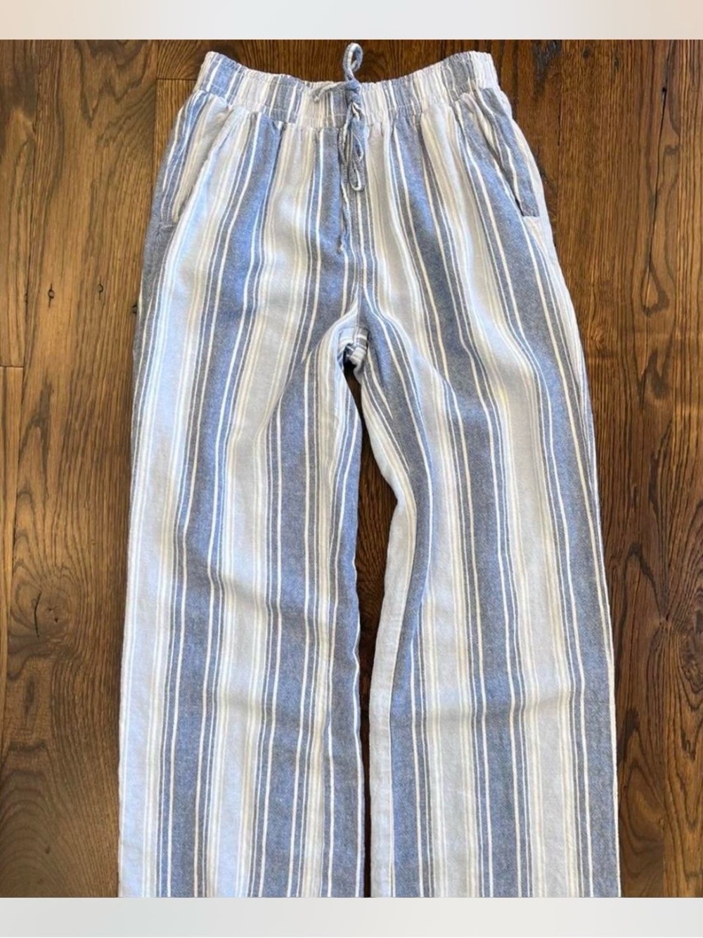 Briggs New York Blue and White Striped Pull-On Pants